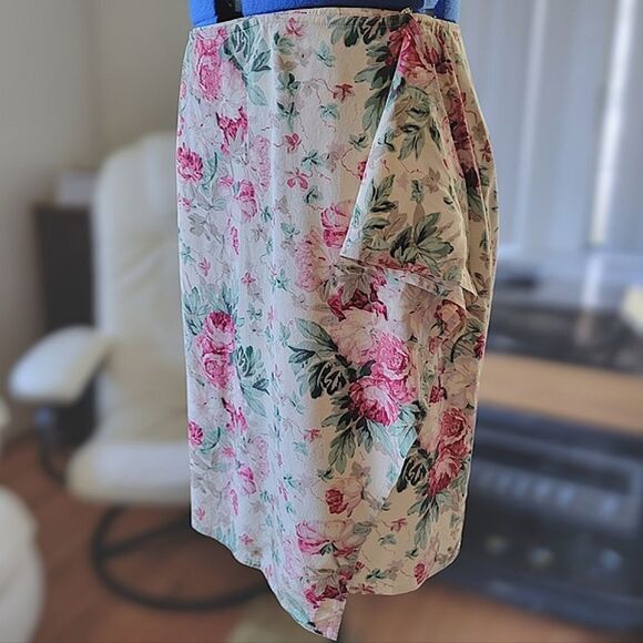 Vtg 90s LRL silk ecru floral wrap skirt - Picture 2 of 14
